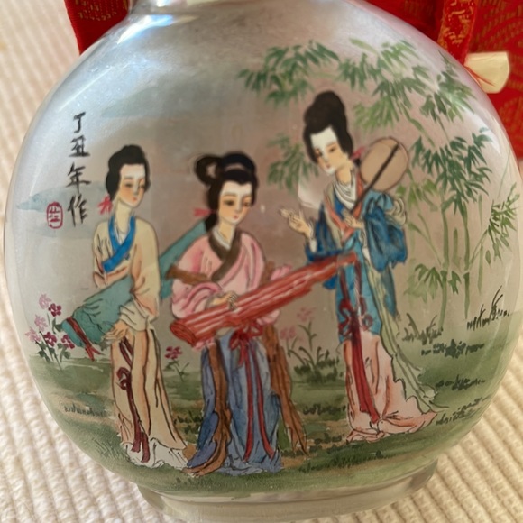 Reverse Hand-Painted inside Snuff Bottle gold stone stopper beautiful - Picture 5 of 10